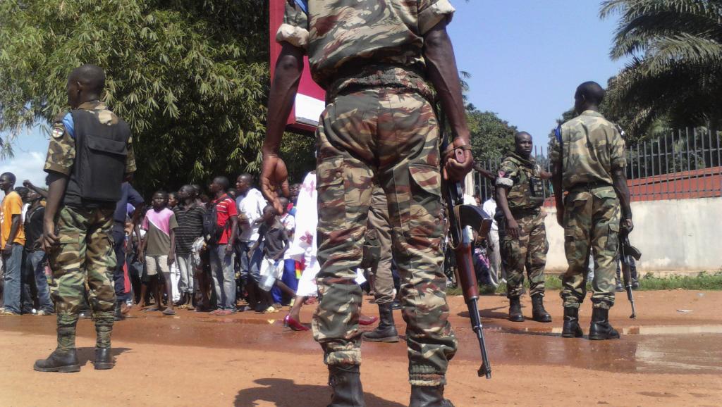 Des gendarmes camerounais sur le terrain