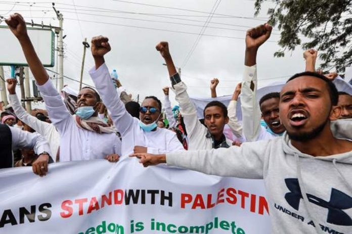 Les kényans manifestent à Nairobi pour soutenir les Palestiniens contre Israël