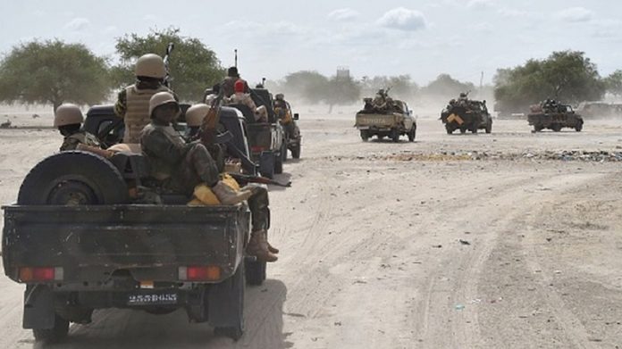 Un convoi de l'armée du Niger dans le nord du pays