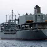 Le plus grand navire de la marine iranienne a pris feu et a coulé mercredi dans le golfe d'Oman