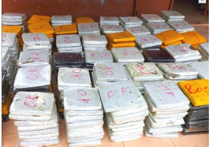 Bénin 457 kg de drogue saisis par la douane à Bétérou