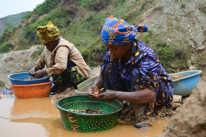 Dans une exploitation minière au Congo