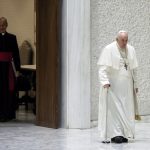 Le Vatican autorise les bénédictions hors-liturgie aux couples homosexuels