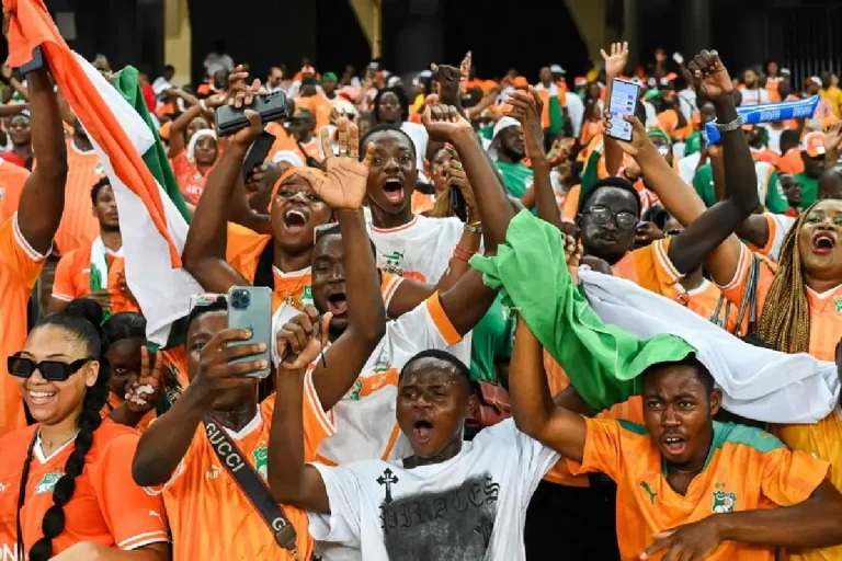 Des supporters ivoiriens