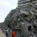 Un immeuble en construction s'effondre en Afrique du Sud