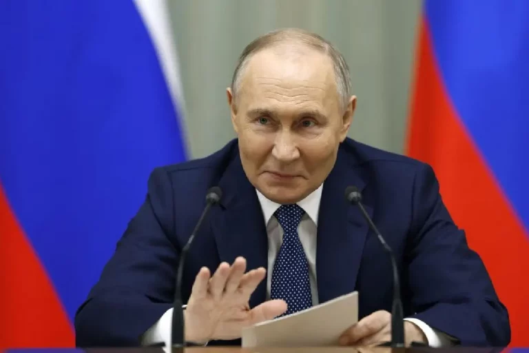 Vladimir Poutine investi pour un cinquième mandat en Russie