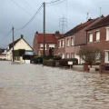 des inondations et des coulées de boue dans le nord de la France après de violents orages