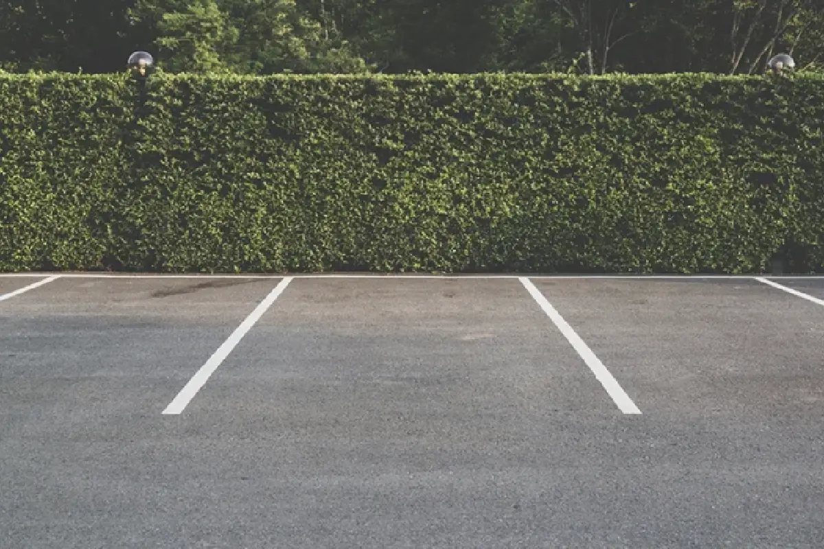 un emplacement de parking mise en vente pour 495 000 euros à Amsterdam