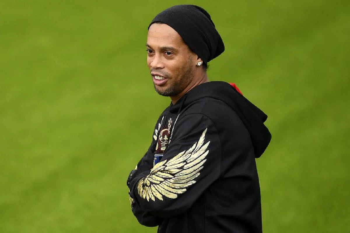 La légende du football brésilien, Ronaldinho