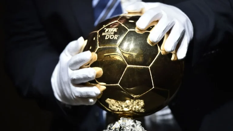 Le trophée du Ballon d'Or